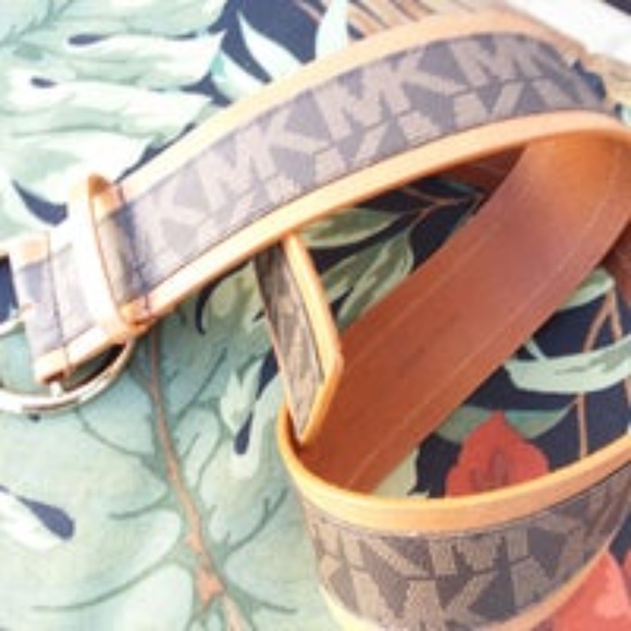 MICHAEL Michael Kors Large Signature Leather Belt main image 4